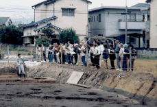 現地説明会の様子の写真