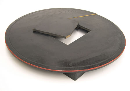 卓袱台をたたんだ様子