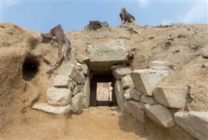 善一田18号墳石室入口（調査時）1